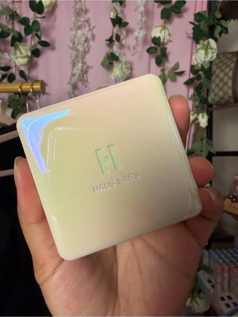 Haus Labs By Lady Gaga Shimmery Bronze Highlighter Compact